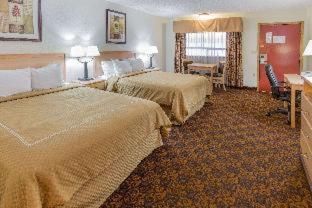 Queen Room Two Queen Beds No Pets
